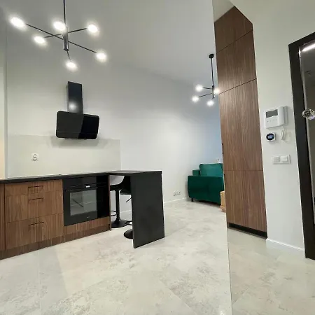 Hanza Tower Апартаменти *